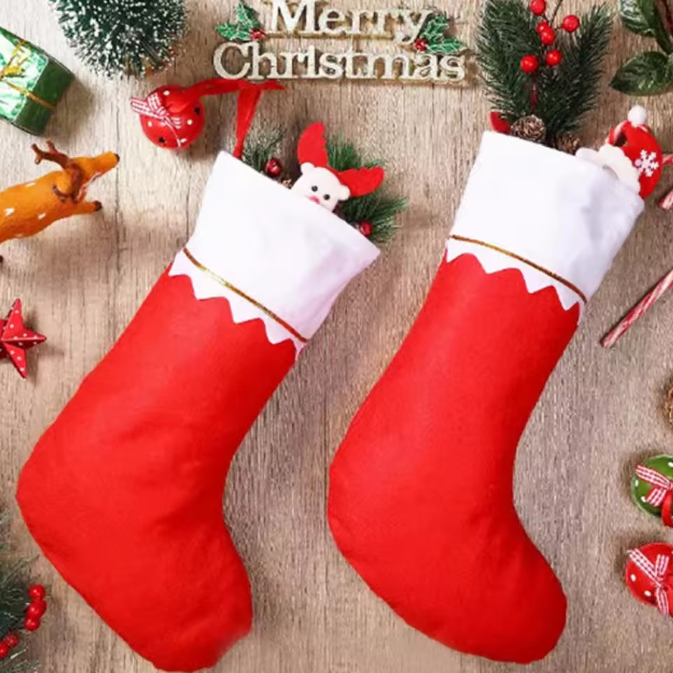 Christmas Stocking Hanging - 1/3/6 stuks kerstkousen, rood-wit omzoomd feestdecoratie